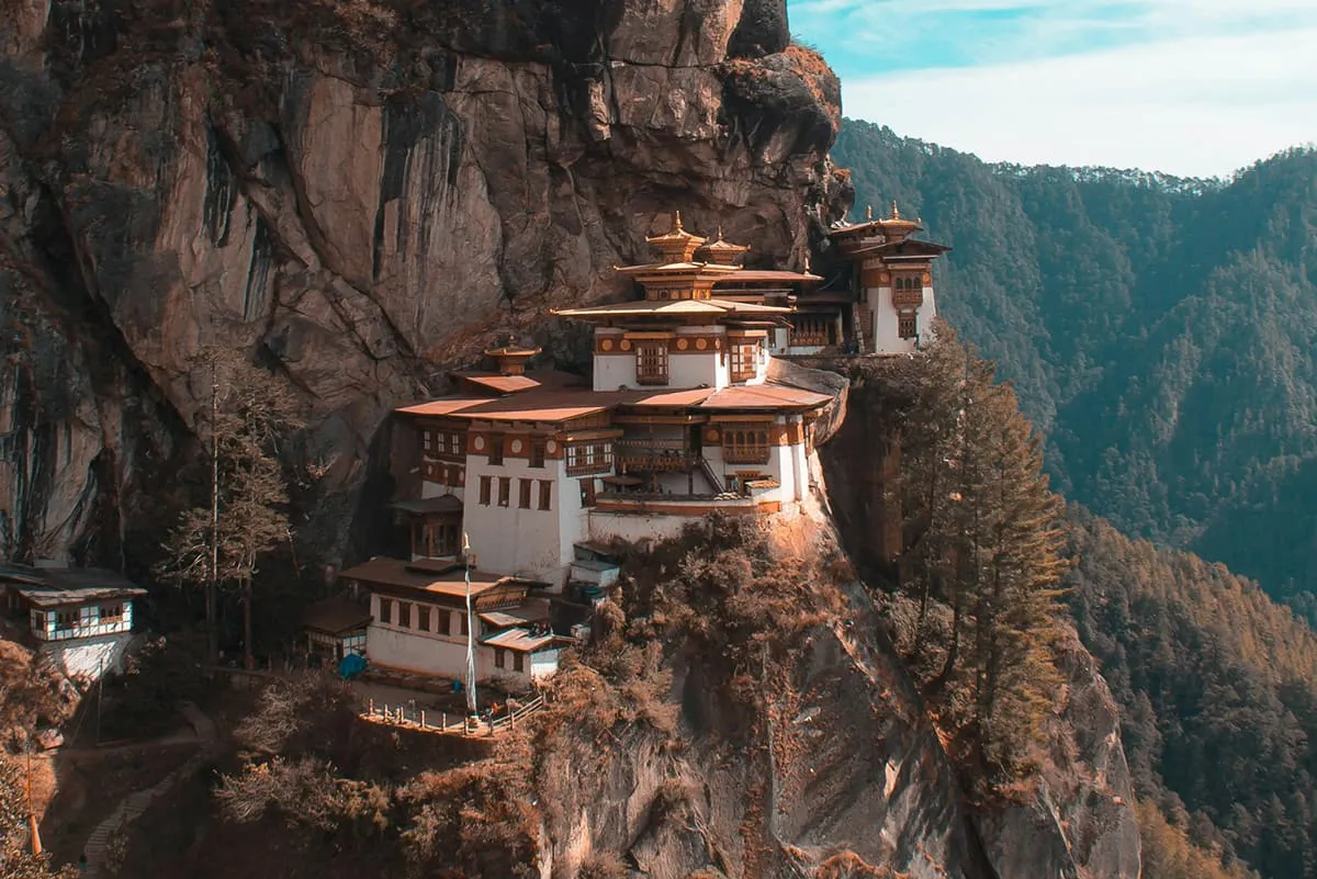 不丹帕羅 · 虎穴寺的神聖山崖奇蹟